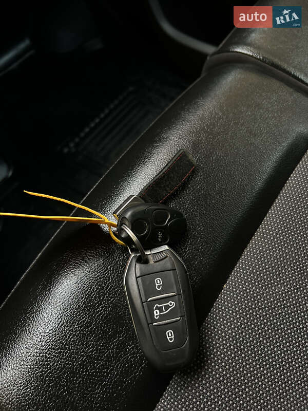 Микроавтобус грузовой (до 3,5т) Toyota Proace 2018 в Черновцах