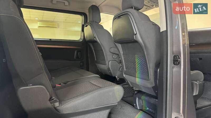 Минивэн Toyota Proace 2023 в Ужгороде