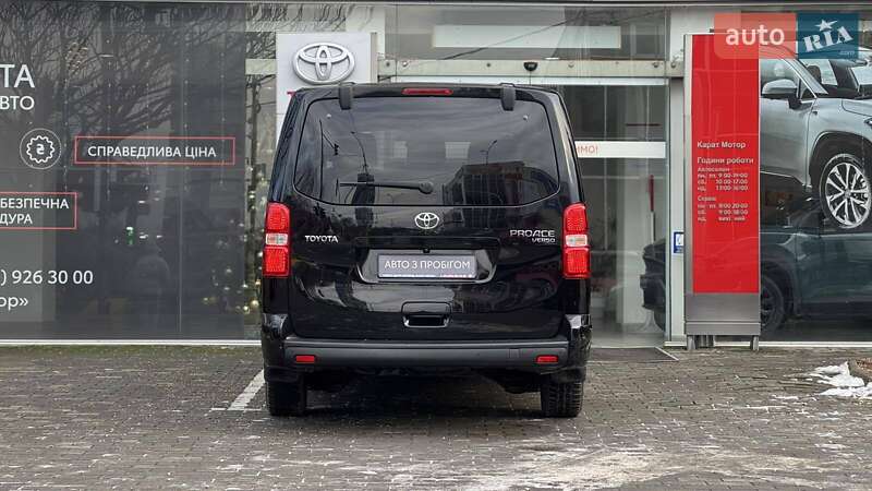 Мінівен Toyota Proace 2021 в Ужгороді