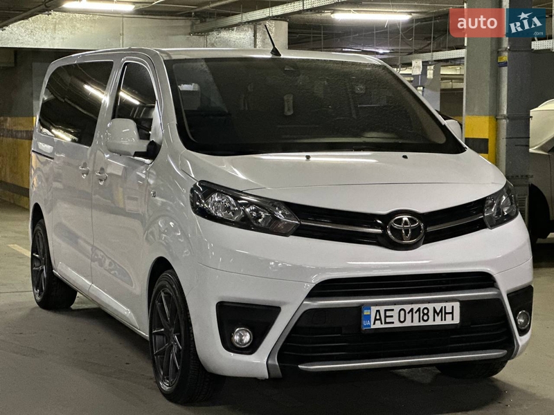 Мінівен Toyota Proace 2019 в Дніпрі