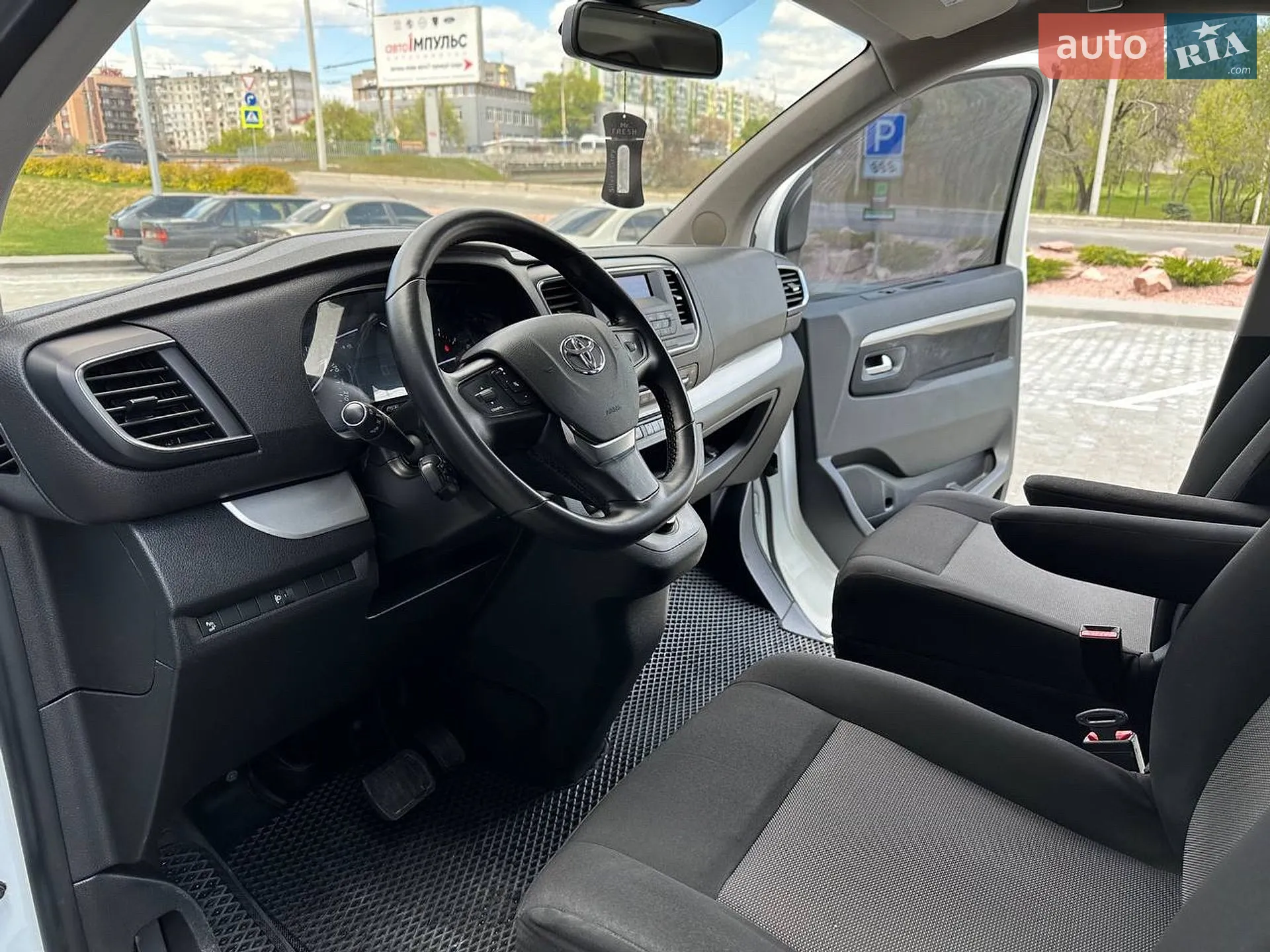 Toyota Proace 2019 VIN YARVEAHXVGZ164134 фото оголошення 13 з 52