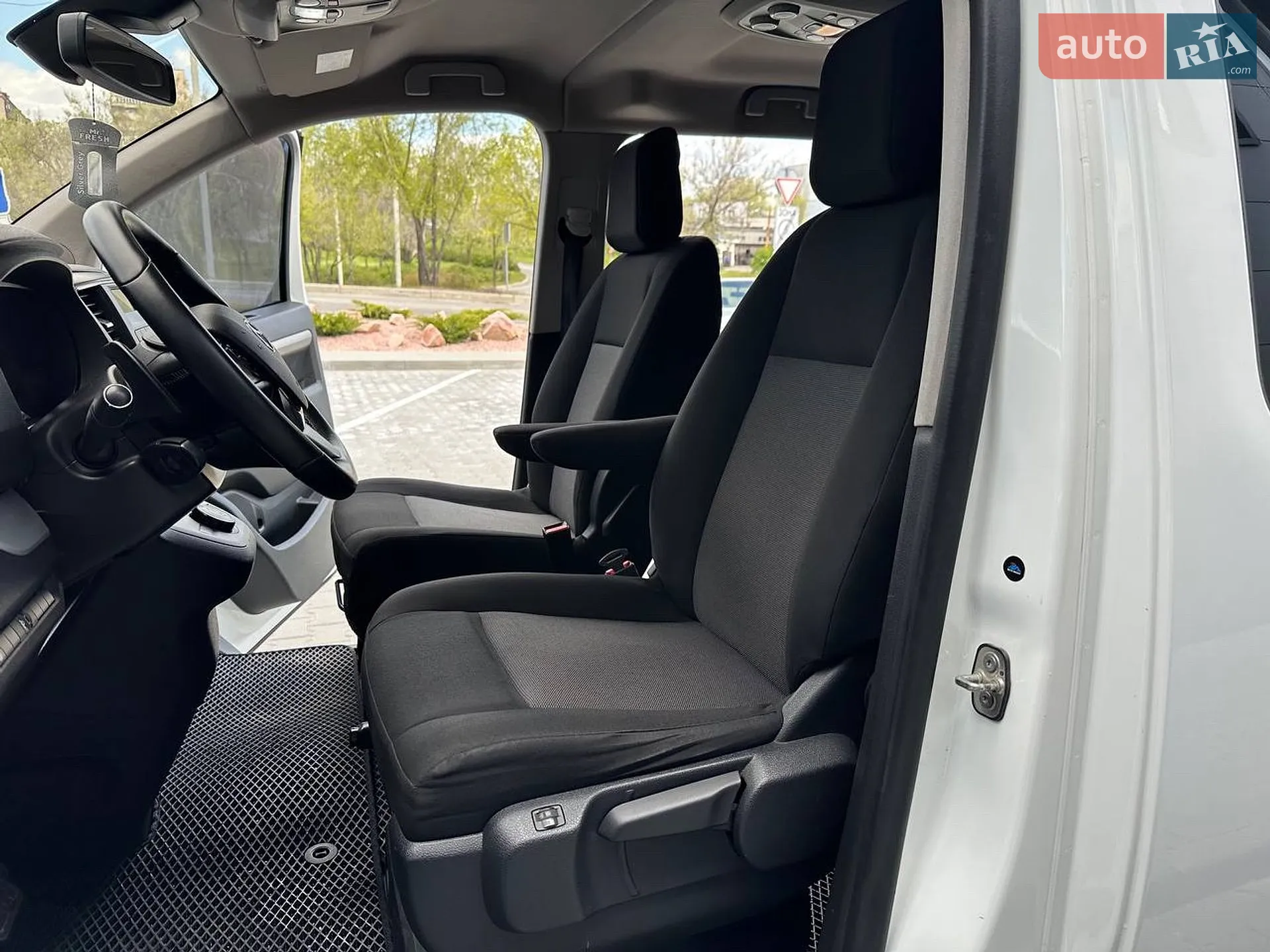 Toyota Proace 2019 VIN YARVEAHXVGZ164134 фото оголошення 16 з 52