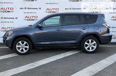 Внедорожник / Кроссовер Toyota RAV4 EV 2014 в Киеве