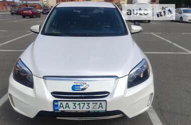 Позашляховик / Кросовер Toyota RAV4 EV 2013 в 