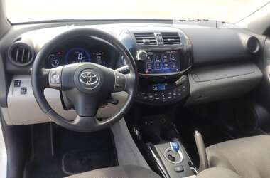 Позашляховик / Кросовер Toyota RAV4 EV 2013 в 