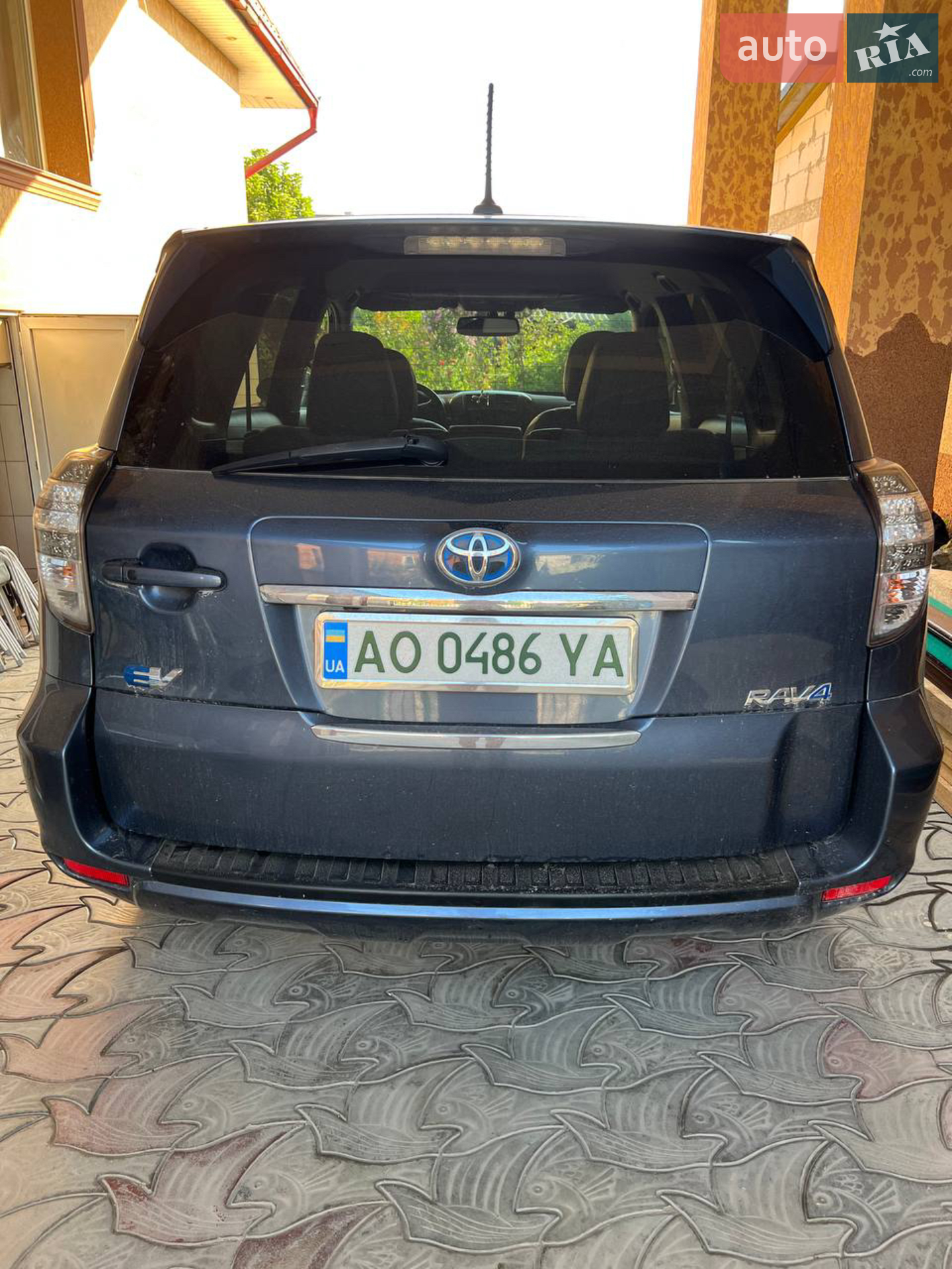 2014 Toyota RAV 4 - мініатюра 2