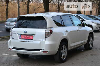 Внедорожник / Кроссовер Toyota RAV4 EV 2013 в Луцке