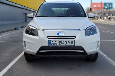 Внедорожник / Кроссовер Toyota RAV4 EV 2013 в Киеве