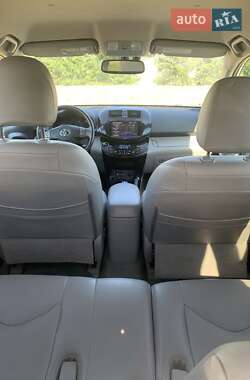 Внедорожник / Кроссовер Toyota RAV4 EV 2013 в Харькове