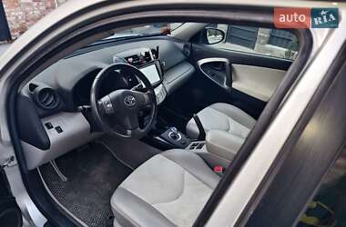 Внедорожник / Кроссовер Toyota RAV4 EV 2013 в 