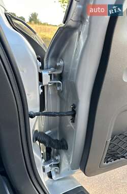 Внедорожник / Кроссовер Toyota RAV4 EV 2014 в 