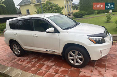 Внедорожник / Кроссовер Toyota RAV4 EV 2014 в Киеве