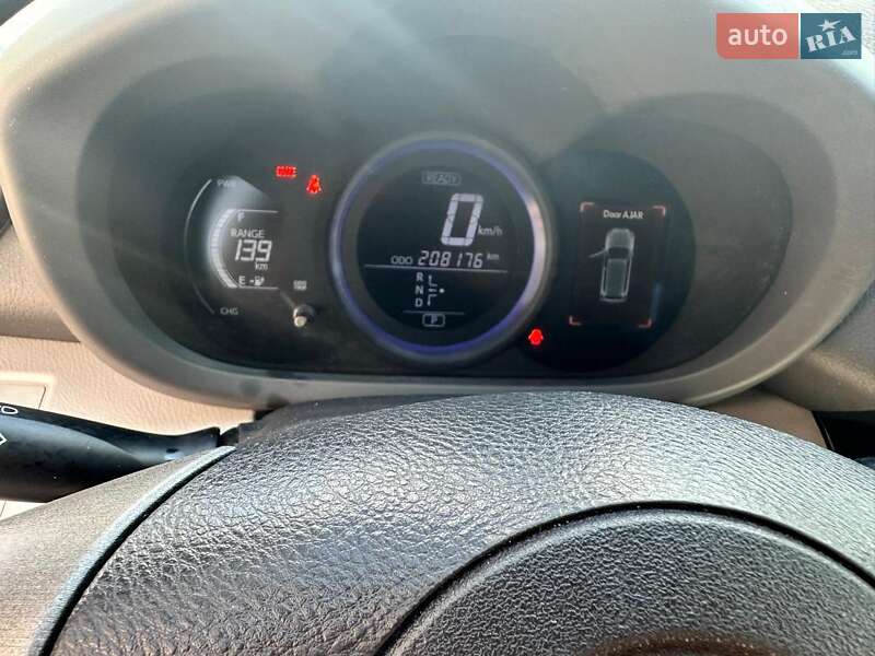 Внедорожник / Кроссовер Toyota RAV4 EV 2013 в Тернополе фото 8 Внедорожник / Кроссовер Toyota RAV4 EV 2013 в Тернополе