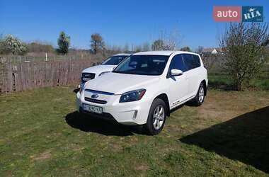 Внедорожник / Кроссовер Toyota RAV4 EV 2014 в 