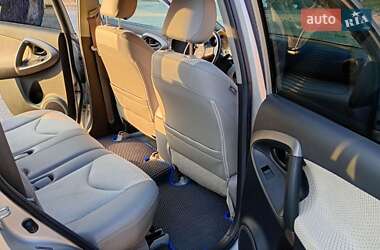 Внедорожник / Кроссовер Toyota RAV4 EV 2012 в 