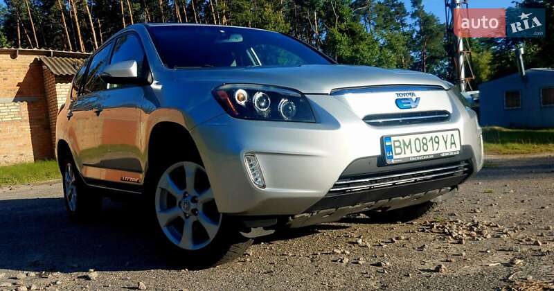 Позашляховик / Кросовер Toyota RAV4 EV 2012 в Києві