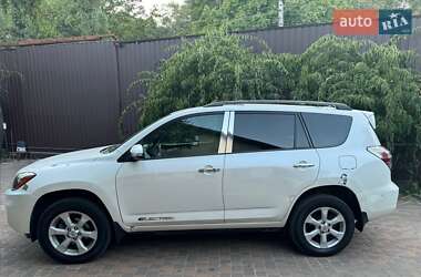 Внедорожник / Кроссовер Toyota RAV4 EV 2012 в Киеве