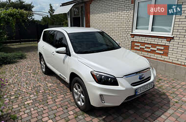 Внедорожник / Кроссовер Toyota RAV4 EV 2013 в Зенькове