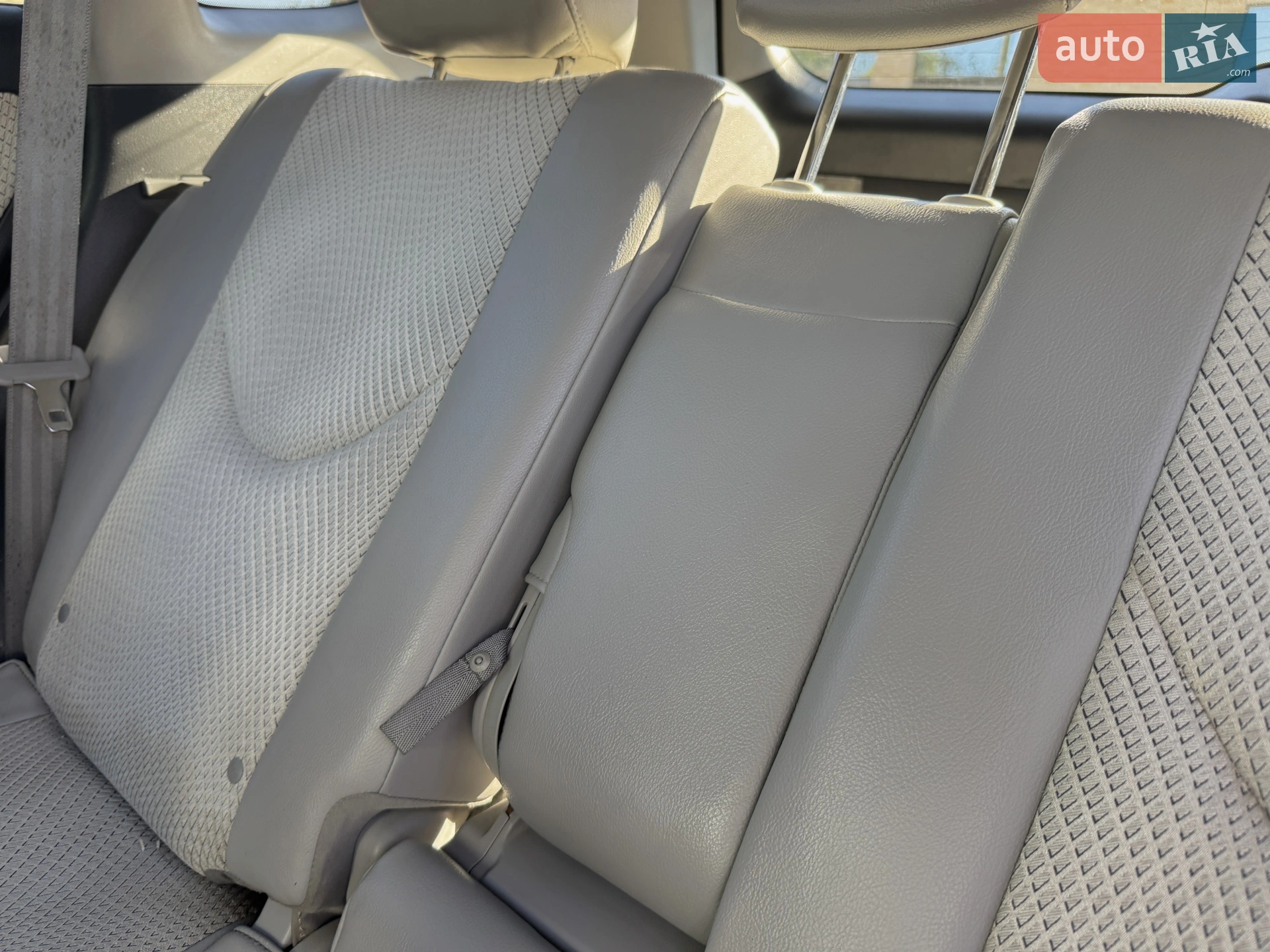 2013 Toyota RAV 4 - мініатюра 32