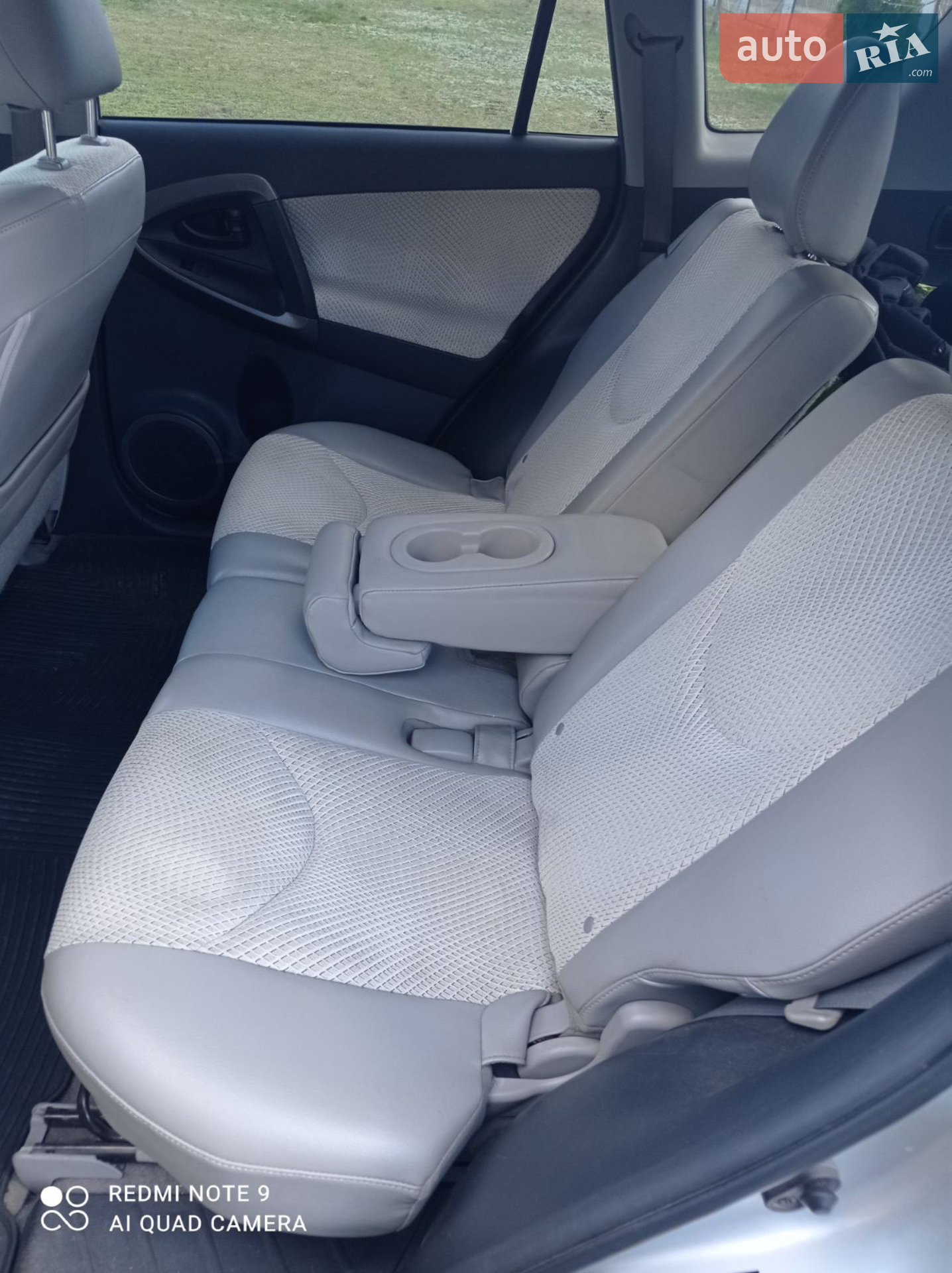 2013 Toyota RAV 4 - мініатюра 5
