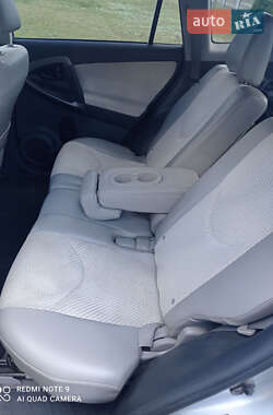 Внедорожник / Кроссовер Toyota RAV4 EV 2013 в 