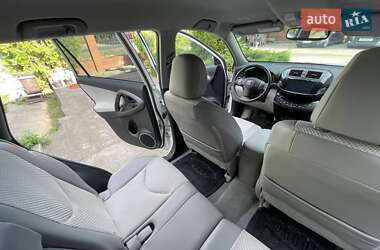 Внедорожник / Кроссовер Toyota RAV4 EV 2013 в 