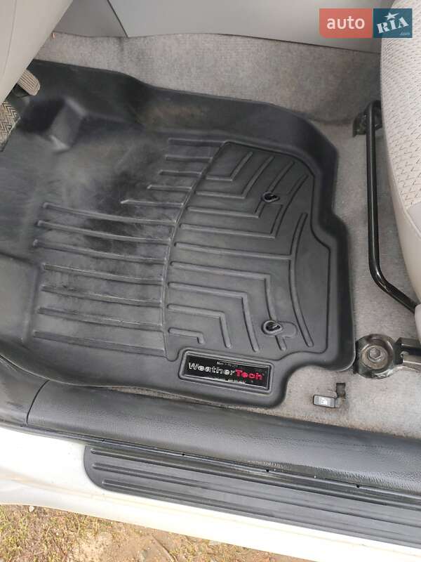 Позашляховик / Кросовер Toyota RAV4 EV 2012 в Ковелі