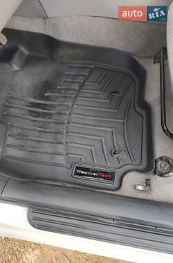 Внедорожник / Кроссовер Toyota RAV4 EV 2012 в 