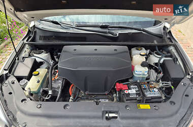 Внедорожник / Кроссовер Toyota RAV4 EV 2013 в 