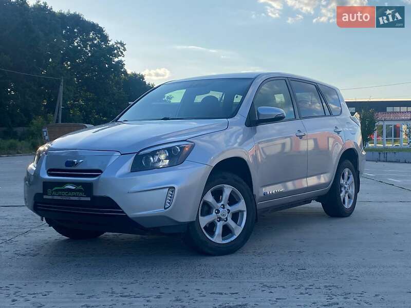 Внедорожник / Кроссовер Toyota RAV4 EV 2012 в 