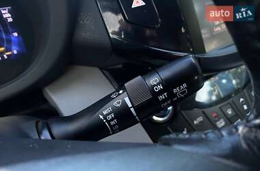 Внедорожник / Кроссовер Toyota RAV4 EV 2012 в 