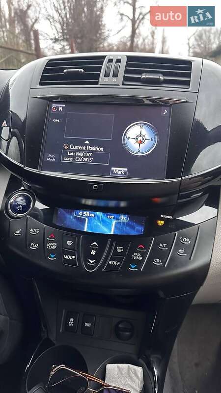 Внедорожник / Кроссовер Toyota RAV4 EV 2013 в Кременчуге фото 13 Внедорожник / Кроссовер Toyota RAV4 EV 2013 в Кременчуге