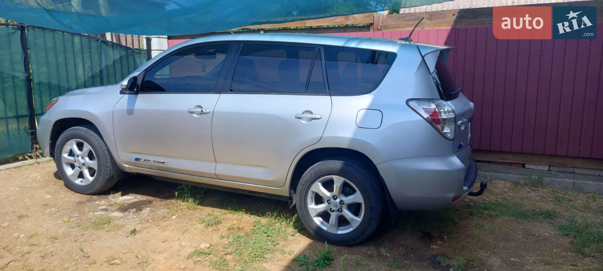 2012 Toyota RAV 4 - фото 1