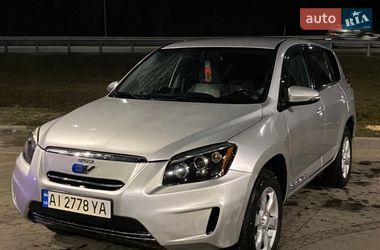 Позашляховик / Кросовер Toyota RAV4 EV 2014 в Києві