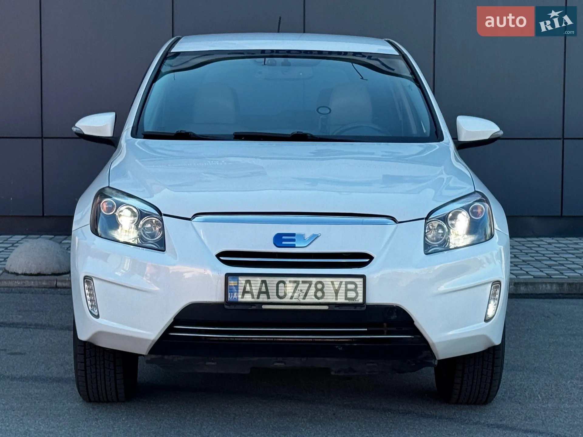 2014 Toyota RAV 4 - мініатюра 3