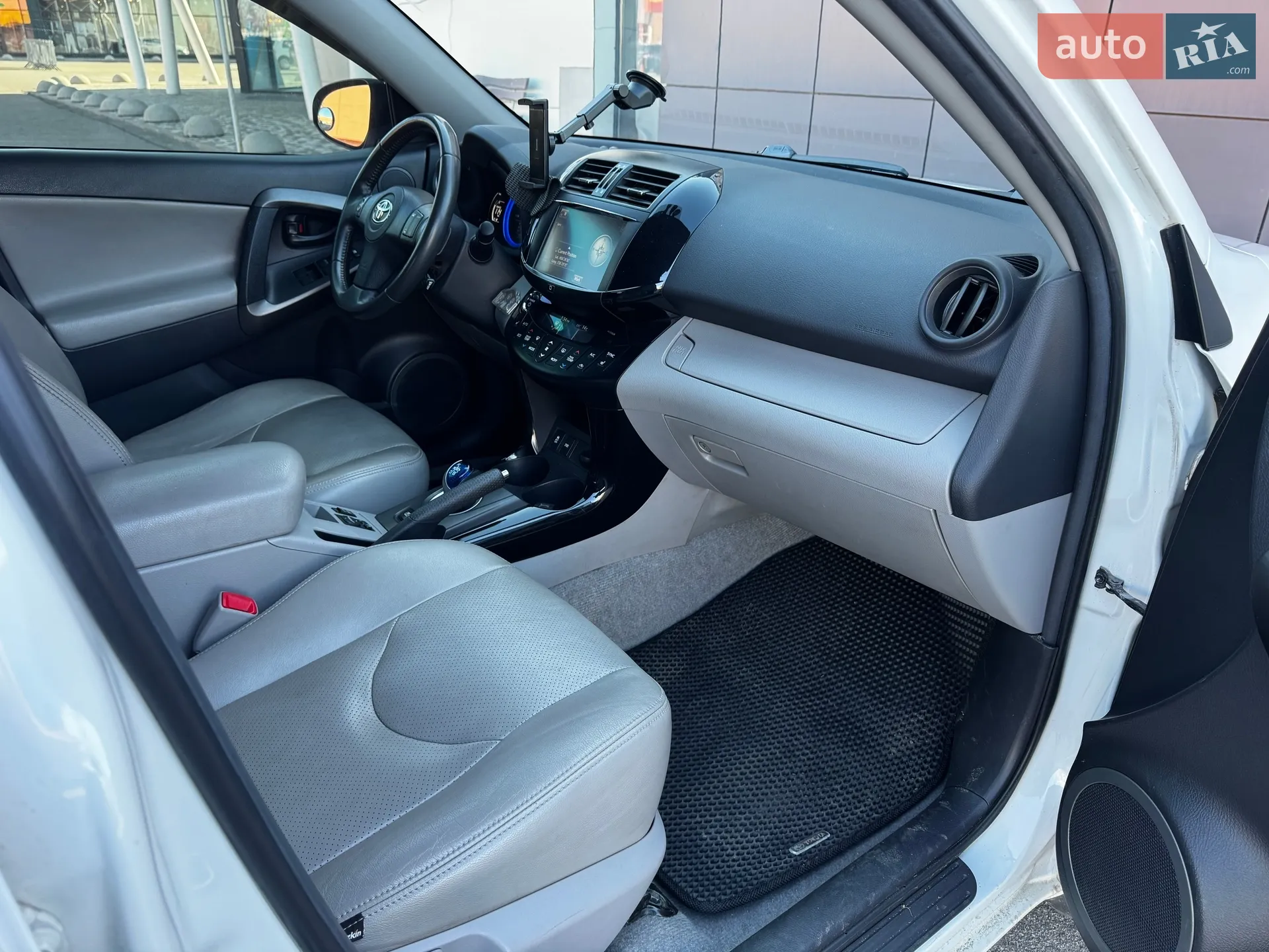 2014 Toyota RAV 4 - мініатюра 15