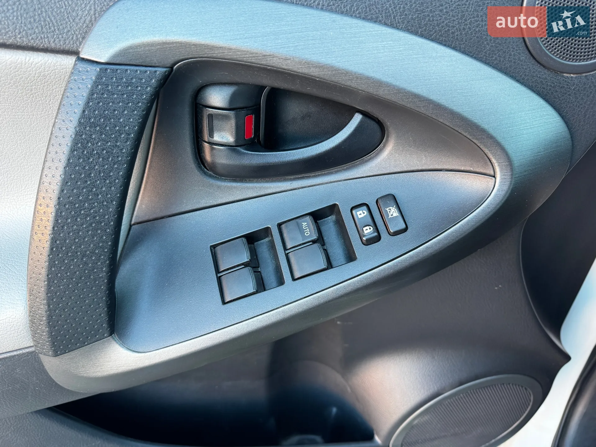 2014 Toyota RAV 4 - мініатюра 20