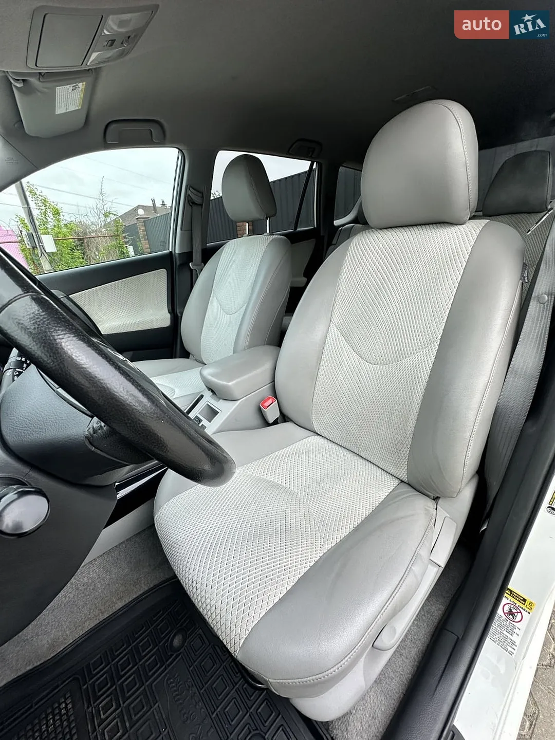 2013 Toyota RAV 4 - мініатюра 15