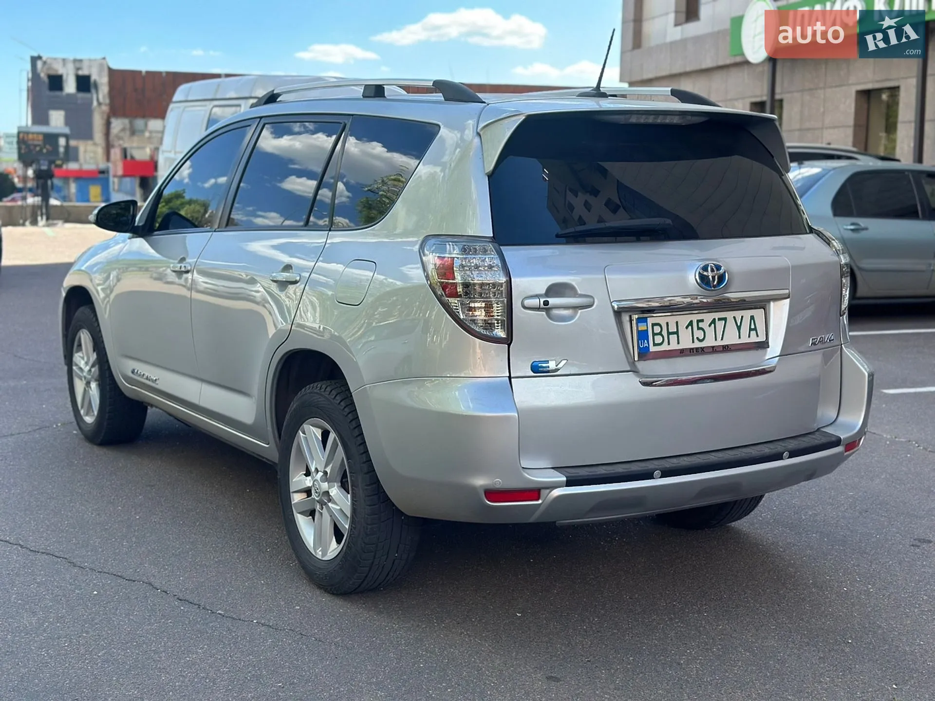 2014 Toyota RAV 4 - мініатюра 9