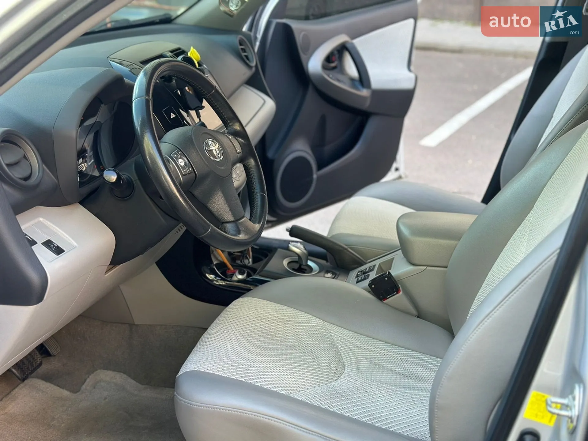 2014 Toyota RAV 4 - мініатюра 13