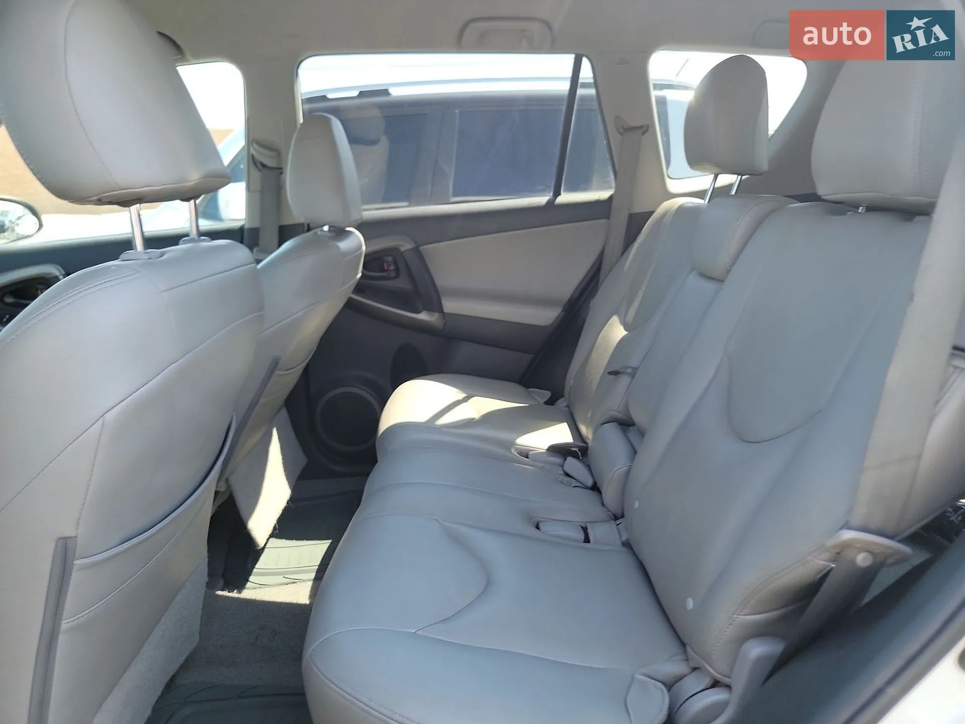 2013 Toyota RAV 4 - мініатюра 23