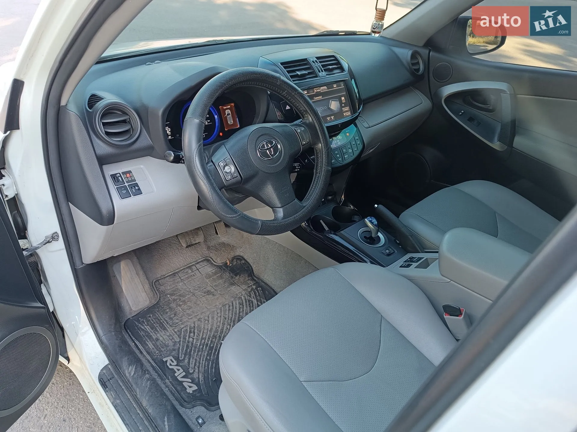 2014 Toyota RAV 4 - мініатюра 13