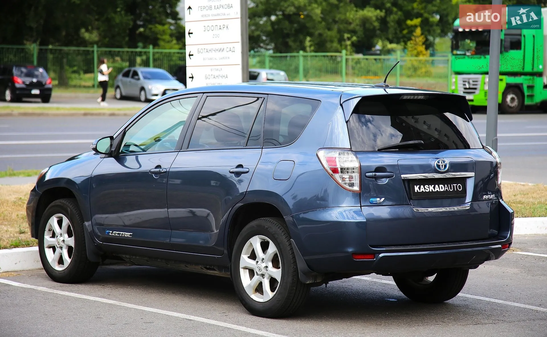 2013 Toyota RAV 4 - мініатюра 4