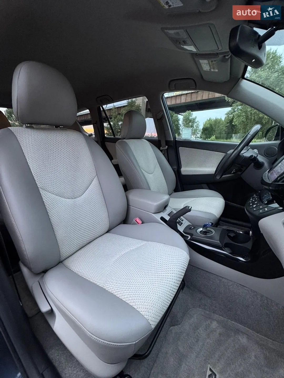 2014 Toyota RAV 4 - мініатюра 26