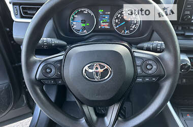 Позашляховик / Кросовер Toyota RAV4 PHEV 2021 в Дніпрі