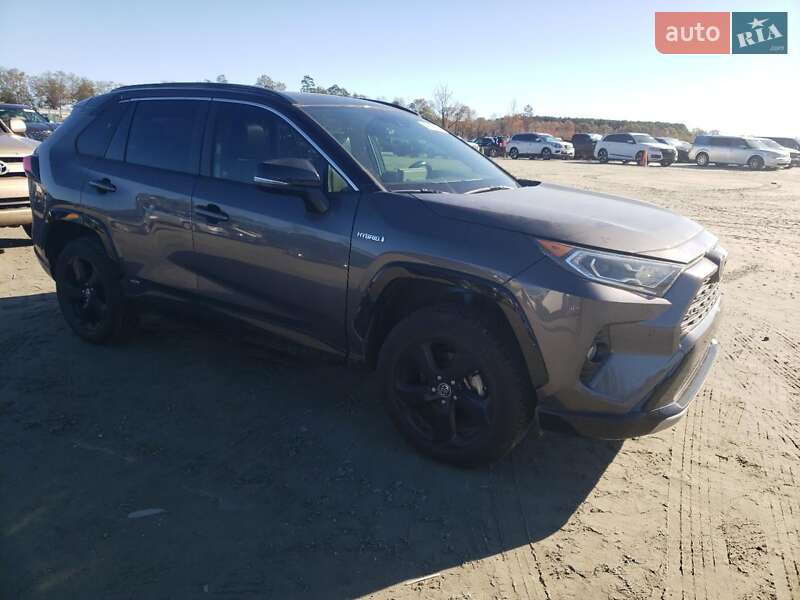 Внедорожник / Кроссовер Toyota RAV4 PHEV 2019 в Киеве