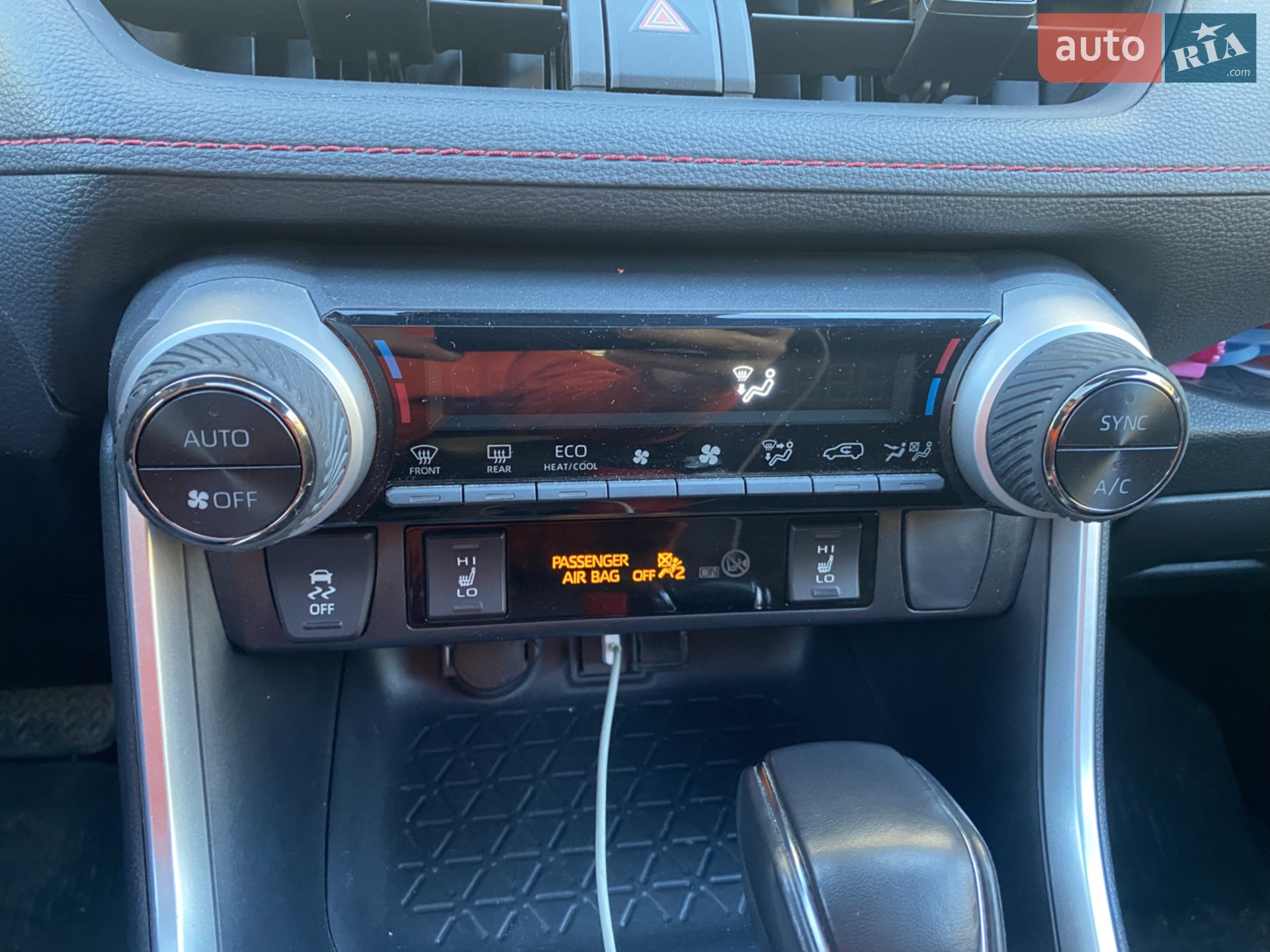 2021 Toyota RAV 4 - мініатюра 14