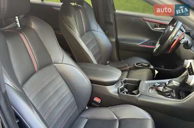 Внедорожник / Кроссовер Toyota RAV4 PHEV 2021 в 