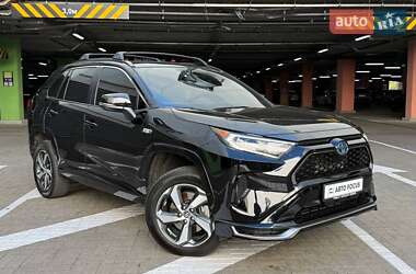 Внедорожник / Кроссовер Toyota RAV4 PHEV 2021 в Киеве