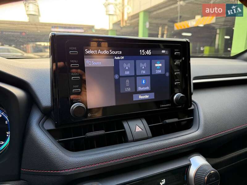 Позашляховик / Кросовер Toyota RAV4 PHEV 2021 в Києві